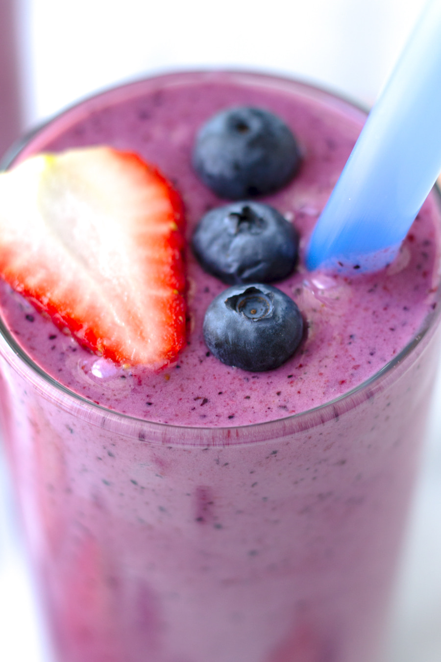 berry smoothie with blueberries, strawberries, raspberries