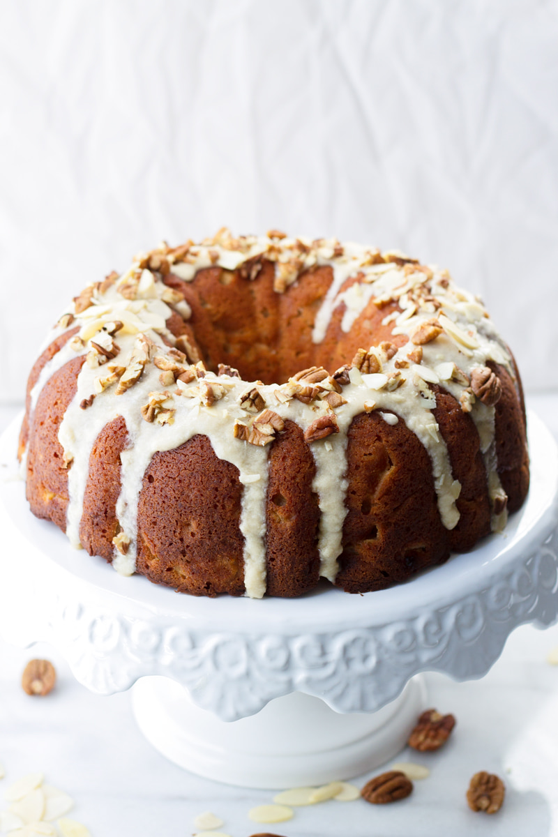 apple bundt cake