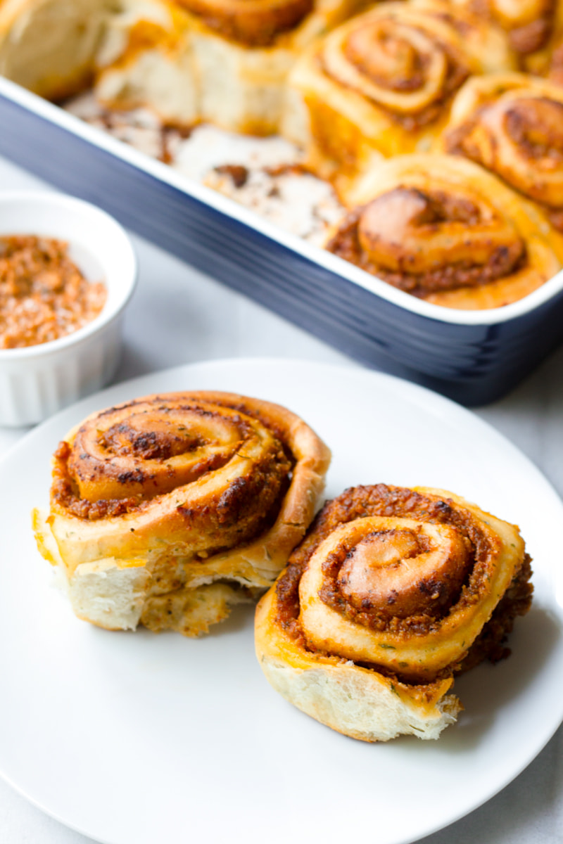 sundried tomato pesto rolls