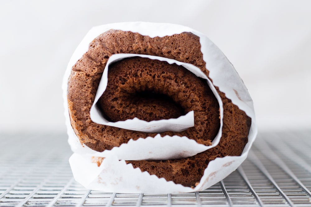 How to Make Chocolate Swiss Roll