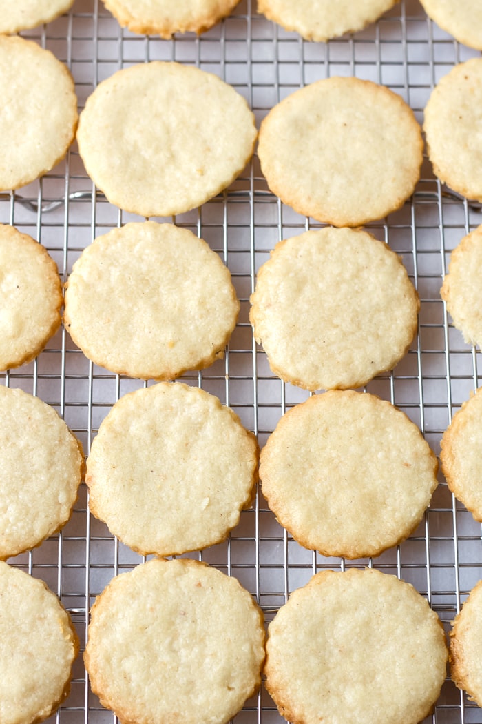 Hazelnut Shortbread Cookies