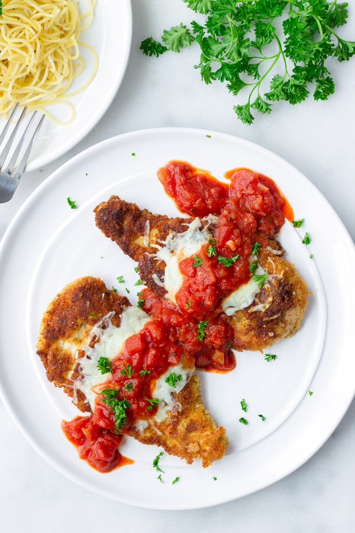 Quick and Easy Chicken Parmesan with Marinara