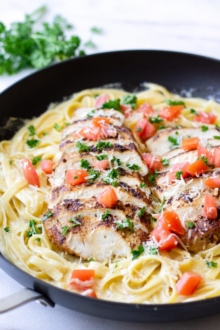 Creamy Cajun Chicken Alfredo - Cooking For My Soul