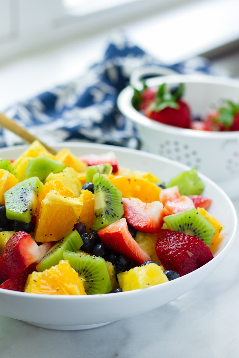 Strawberry and Kiwi Fruit Salad with Orange Dressing