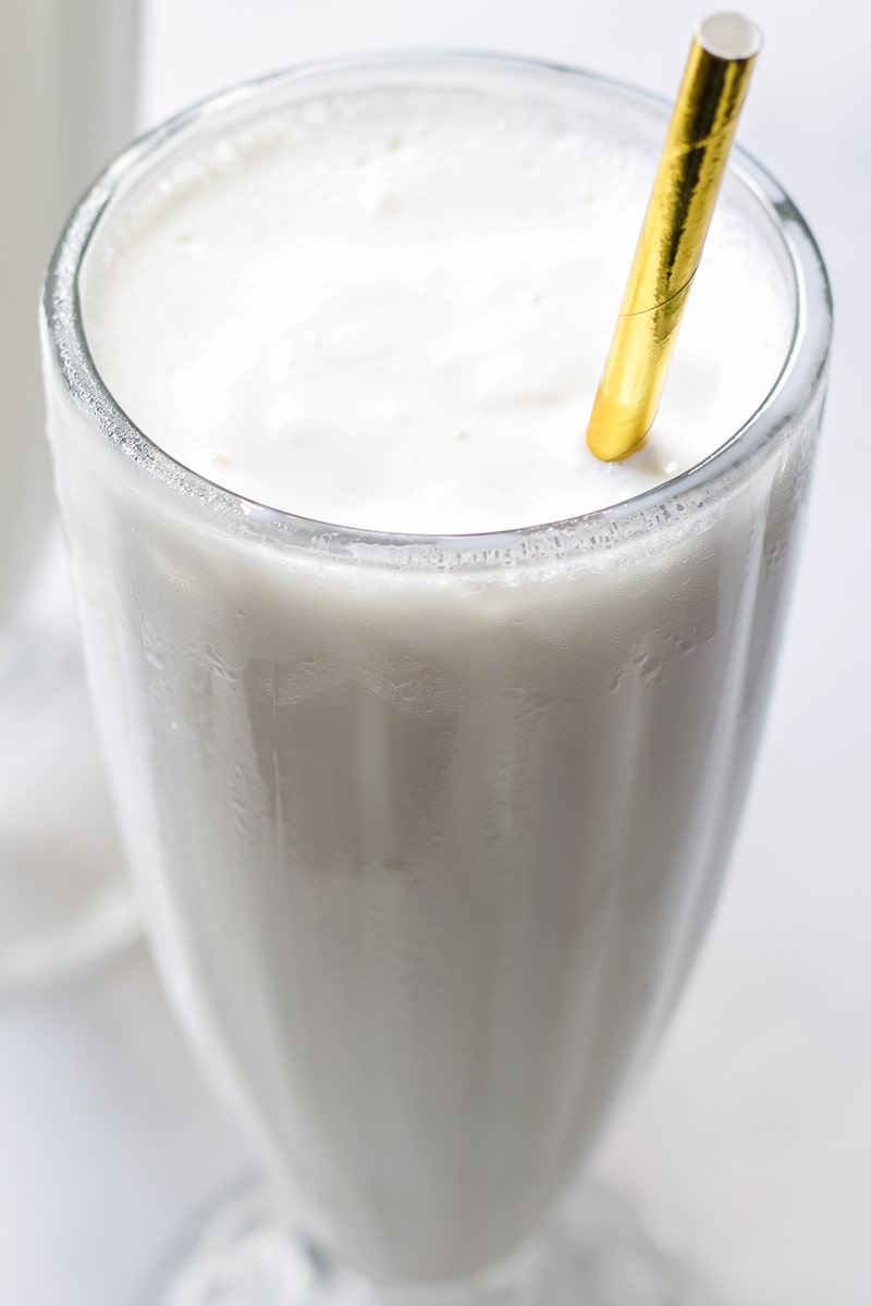 Easy Vanilla Milkshakes (8 Ingredients) - Cooking For My Soul