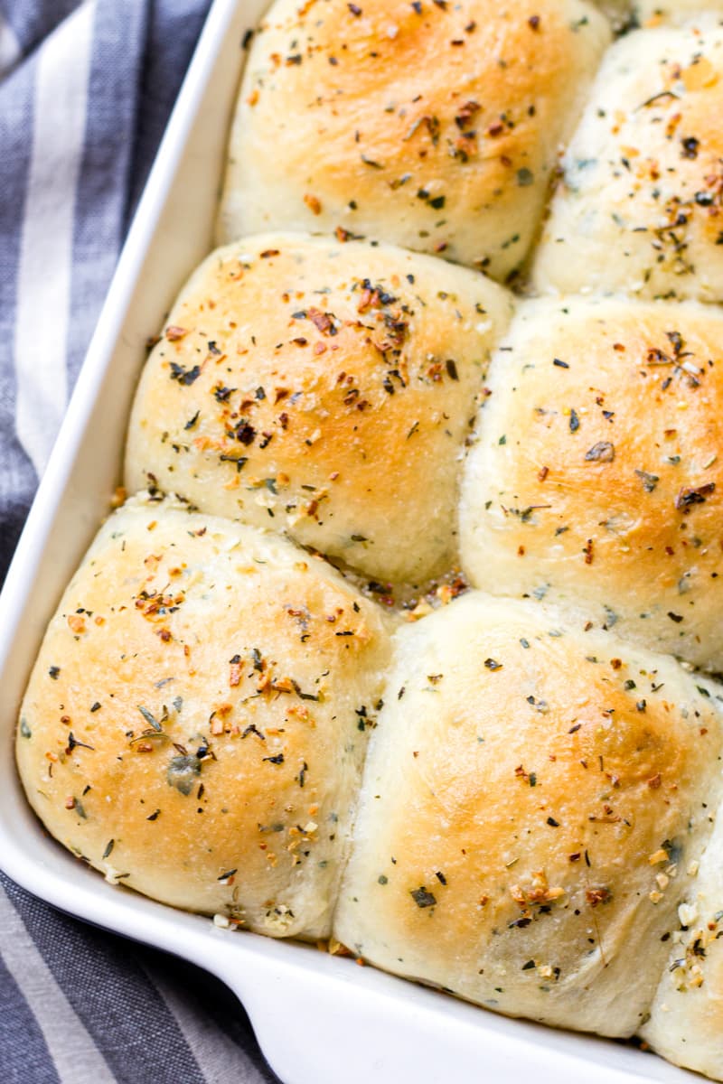 Garlic Herb Dinner Rolls - Cooking For My Soul