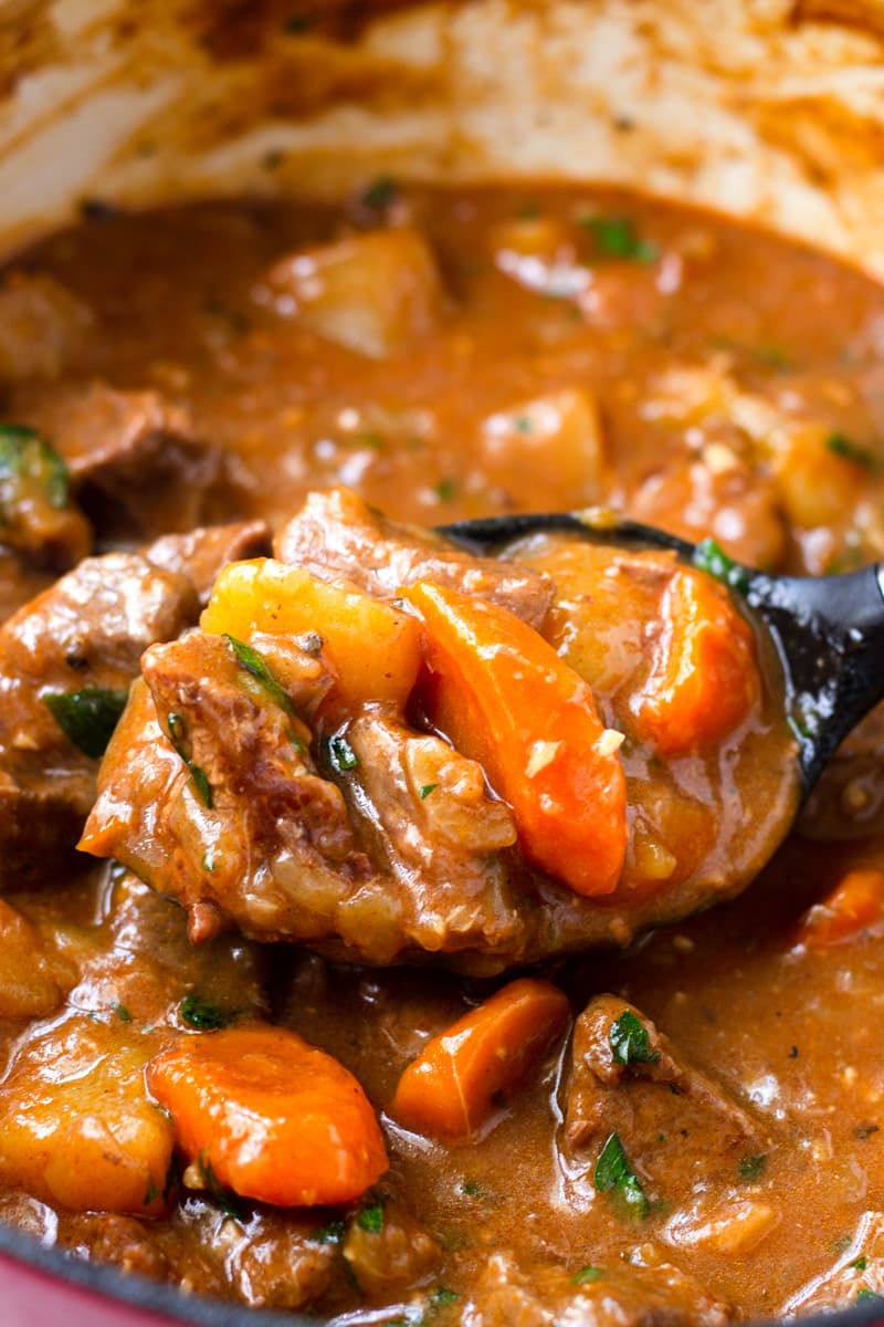 Thick and Heart Beef Stew With Carrots