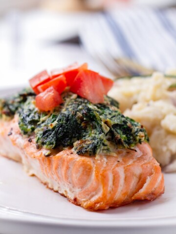 One Salmon Fillet with Spinach and Topped with Tomatoes