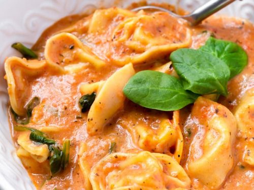 Creamy Tomato Tortellini Soup Cooking For My Soul