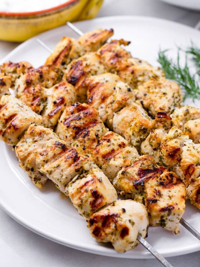 Easy Greek Chicken Kabobs - Cooking For My Soul