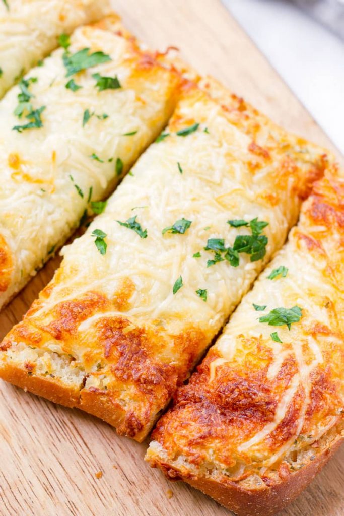 Cheesy Garlic Bread - Cooking For My Soul