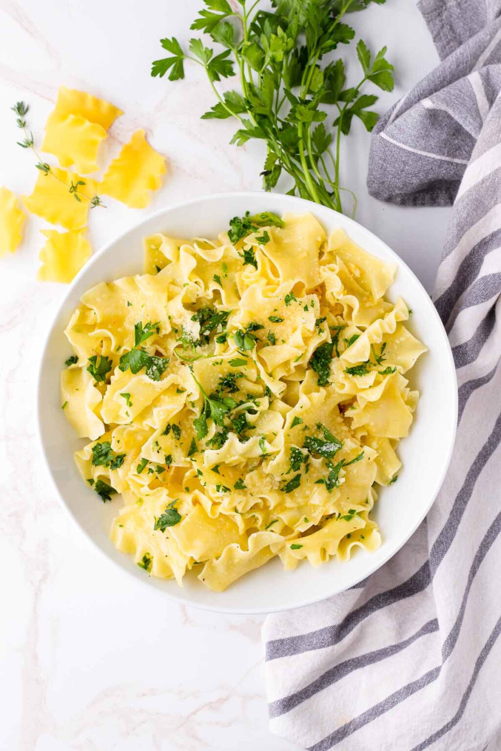 15-Minute Garlic Buttered Noodles - Cooking For My Soul