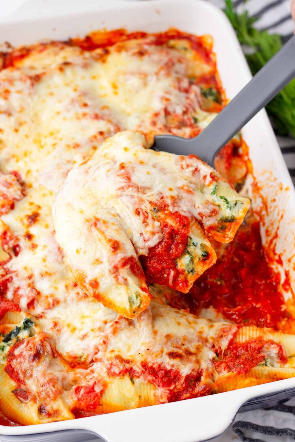Spinach Stuffed Shells - Cooking For My Soul
