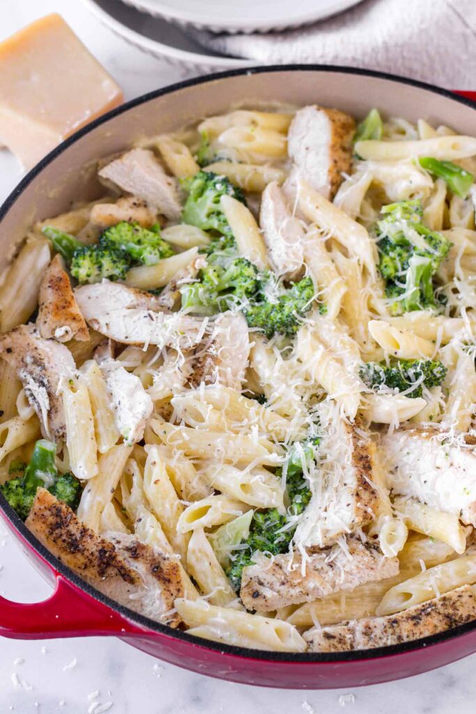 Chicken Broccoli Alfredo - Cooking For My Soul