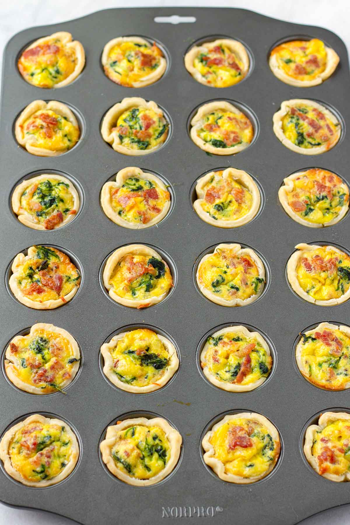 baked mini spinach quiches with bacon