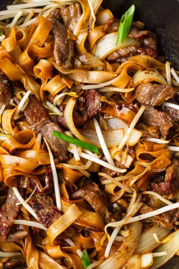 Cantonese Beef Chow Fun - Cooking For My Soul