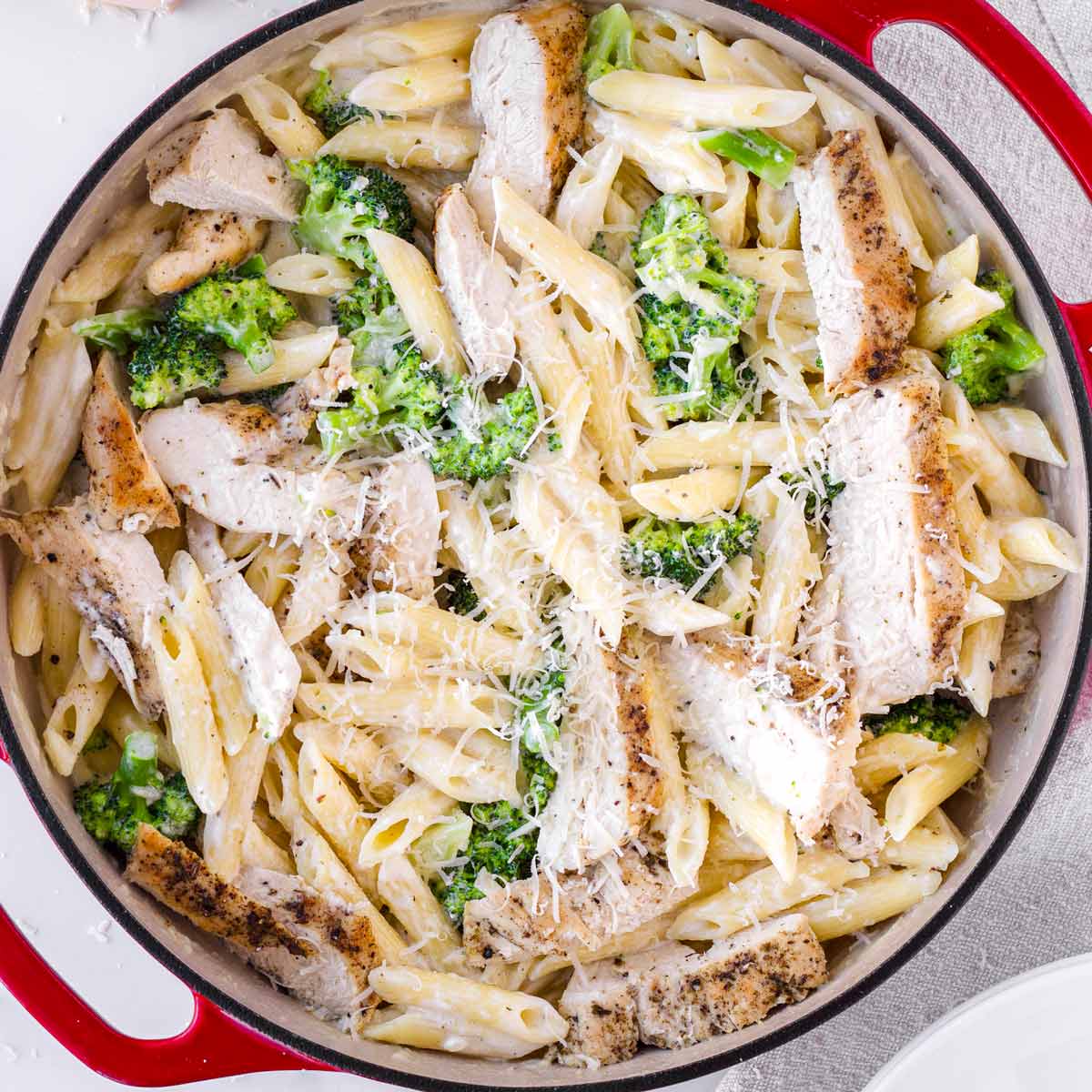 Chicken Broccoli Alfredo - Cooking For My Soul