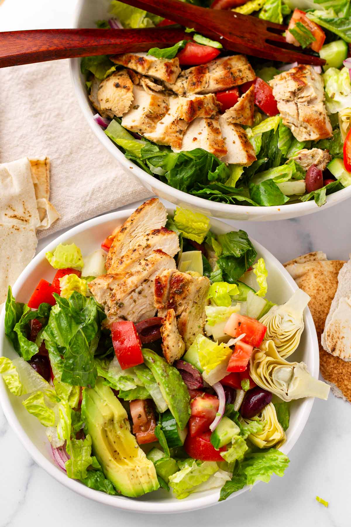 mediterranean chicken salad with avocado