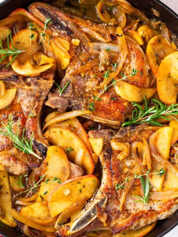 pork chops with apples and onions