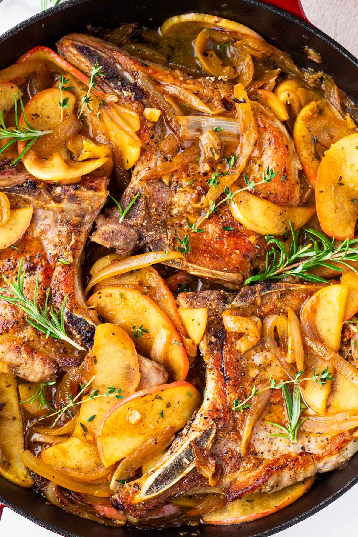 pork chops with apples and onions