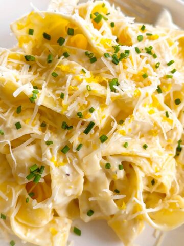 creamy lemon pasta dish