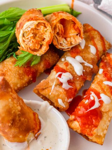 buffalo chicken egg rolls with ranch dipping sauce