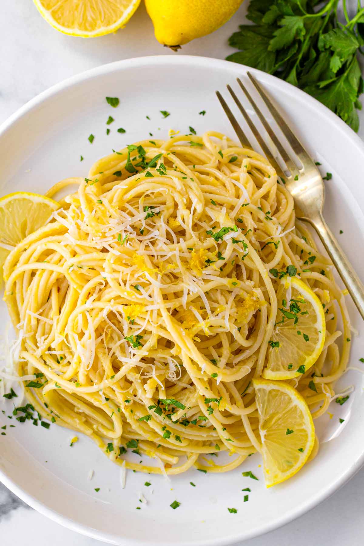 plate lemon garlic pasta