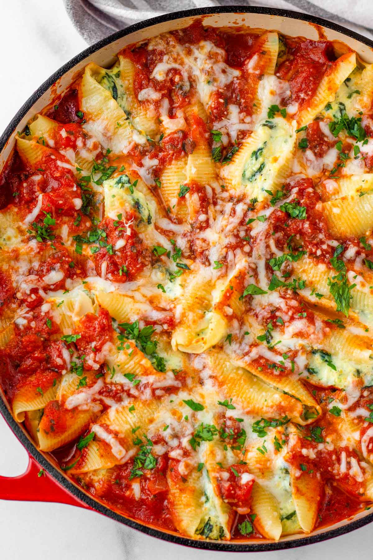 baked spinach ricotta stuffed shells
