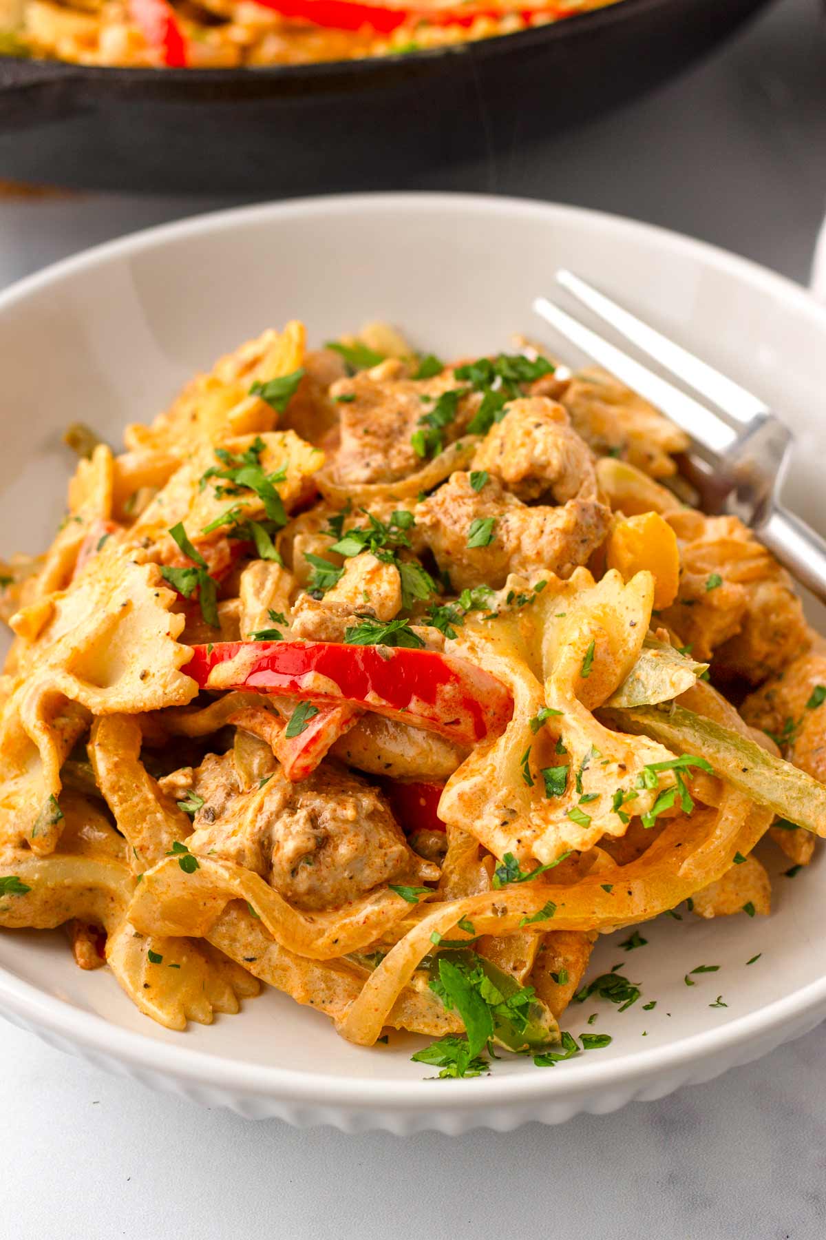 bowl of creamy pasta bowtie