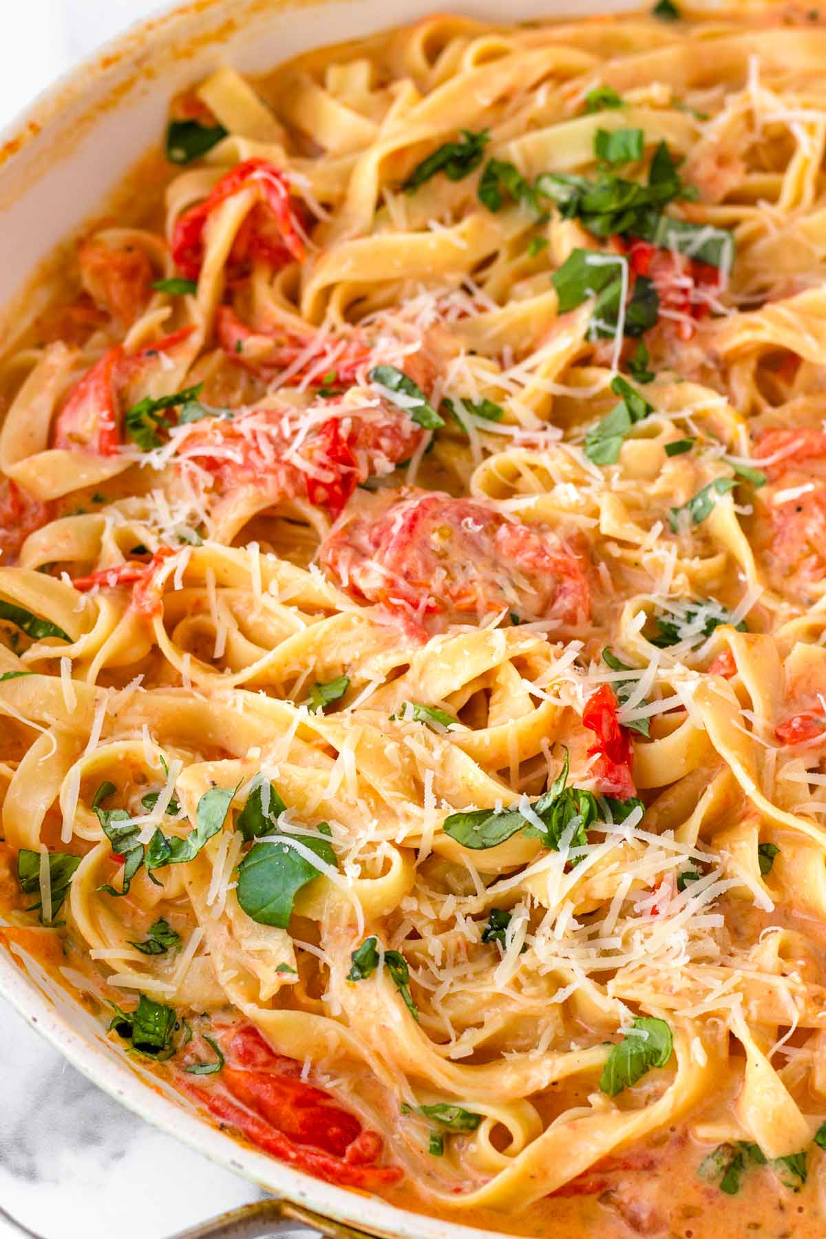 creamy tomato pasta with basil