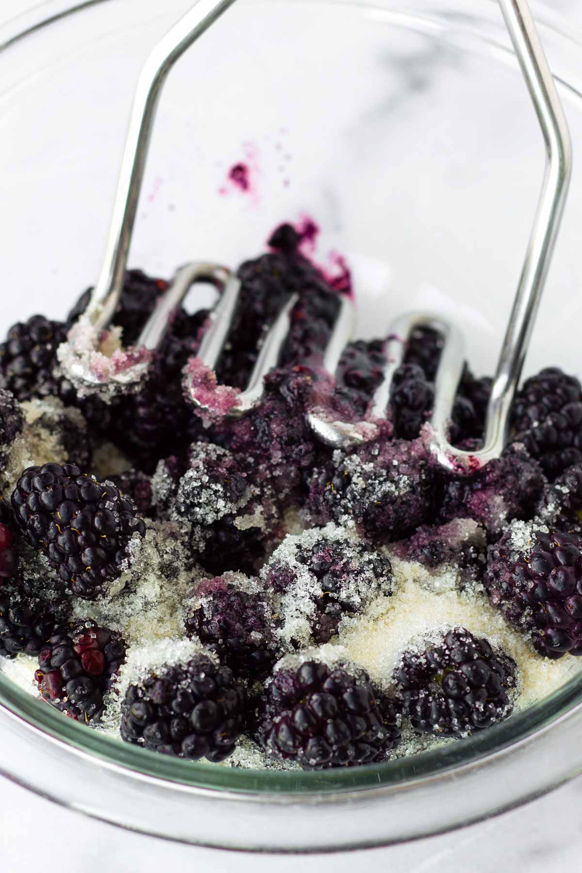 macerating blackberries with sugar