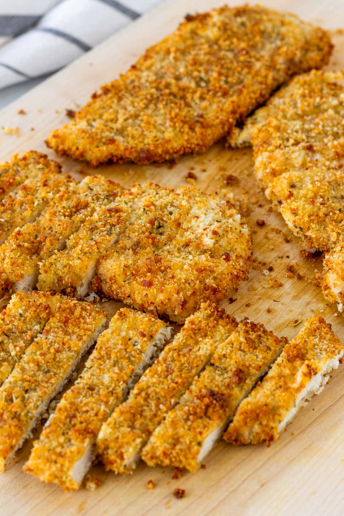 sliced air fryer chicken cutlets