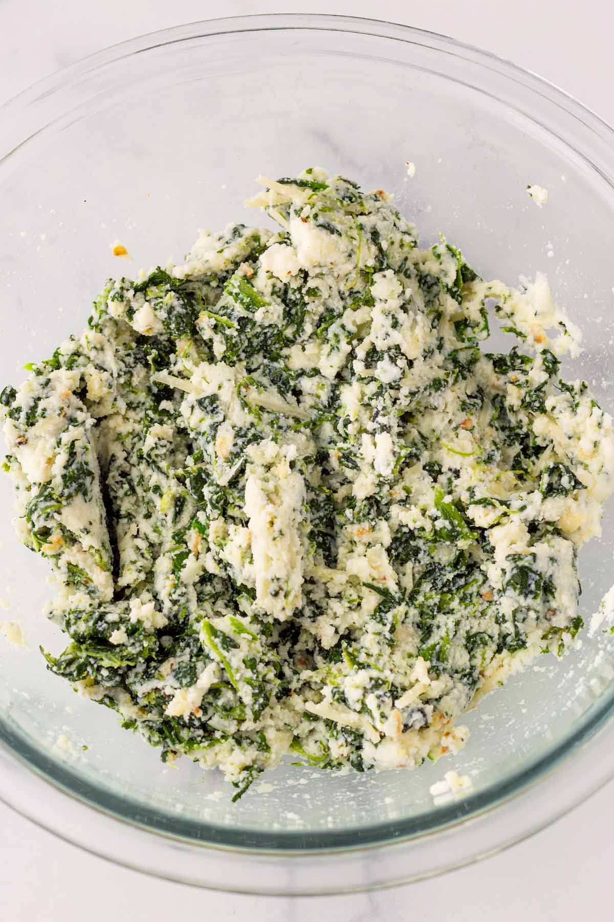 the ricotta spinach filling mixed in a bowl