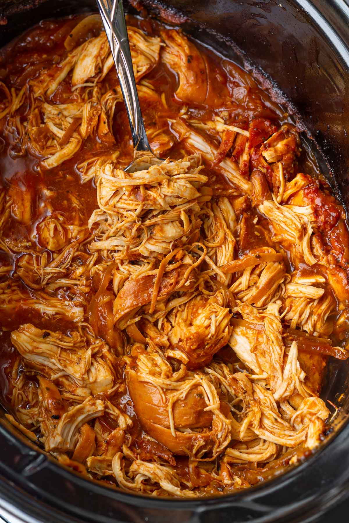 crockpot bbq pulled chicken with bbq sauce