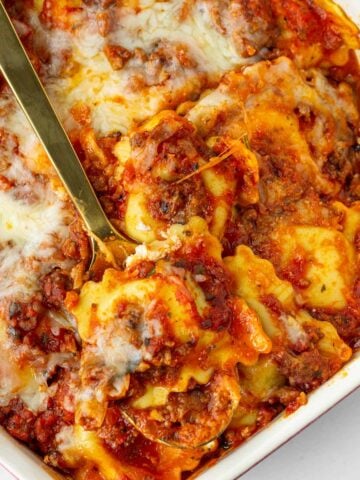 baked ravioli with meat sauce