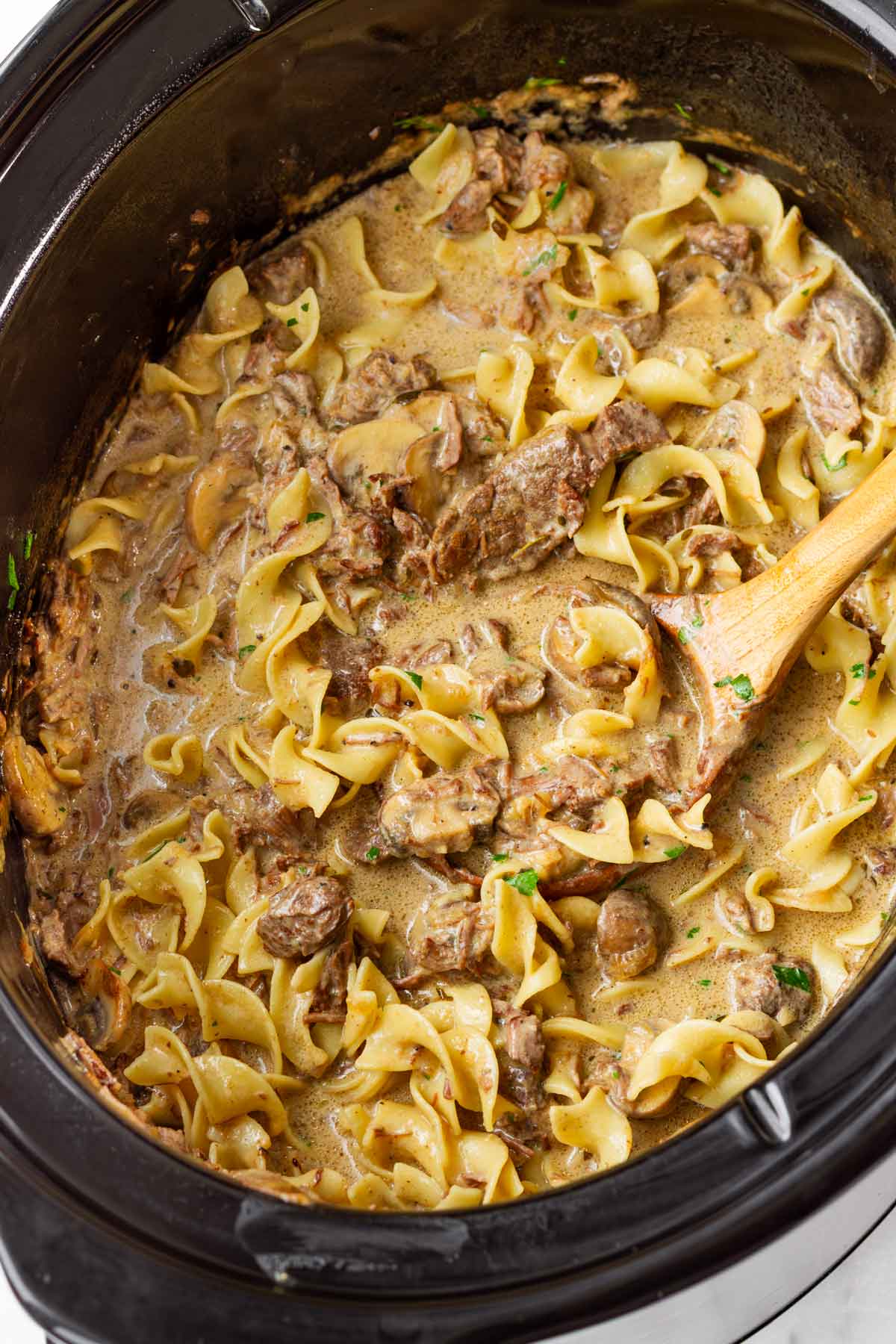 slow cooker beef stroganoff